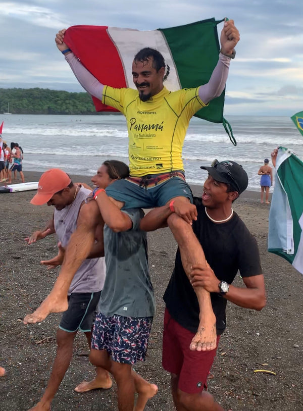 México se lleva la medalla de plata en los Panamericanos de Surf 2022